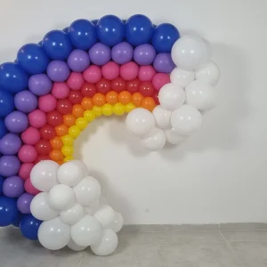 שובל בלונים קשת בענן
